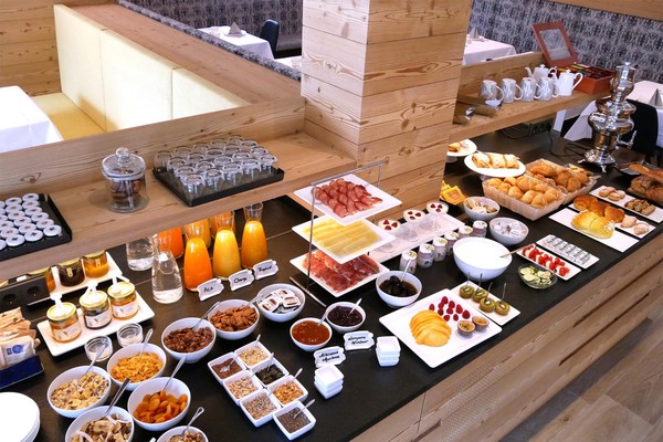 The breakfast B&B (Garni)-Hotel Broi - Charme & Relax