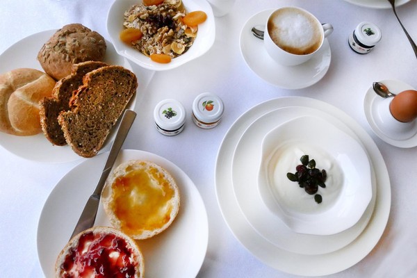 The breakfast B&B (Garni)-Hotel Broi - Charme & Relax