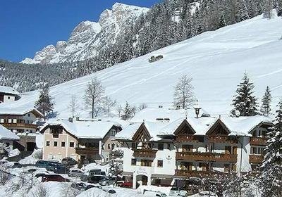 Foto esterno Bed & Breakfast Cësanueva