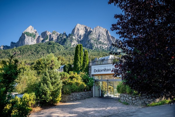 Foto Außenansicht Camping Seiser Alm