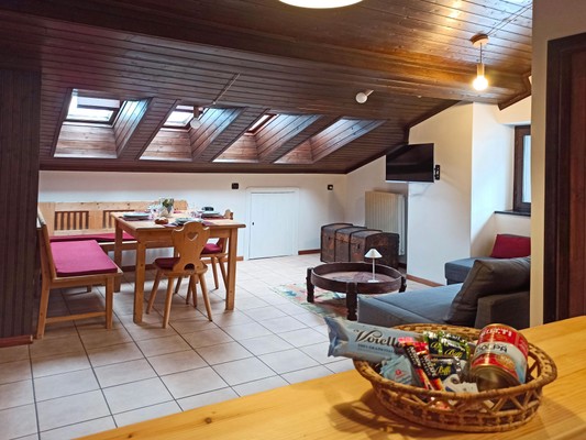 Der Wohnraum Ferienwohnung Mansarda Marmolada