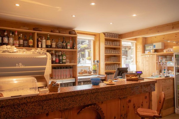 Photo of the bar Hotel Perret