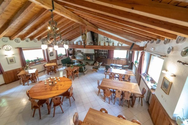 Photo of the bar Hotel Perret