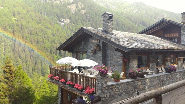 Photo exteriors Hotel Perret