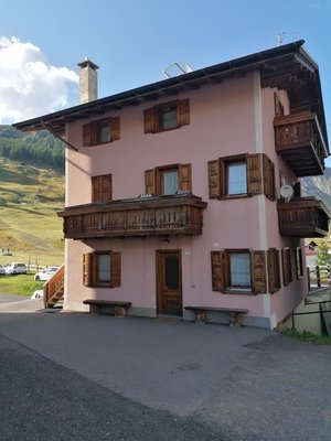 Foto estiva di presentazione Appartamenti Bait Da Domenin