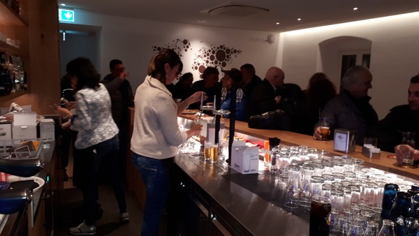 Foto del bar Gasthof (Albergo) Zum Hirschen