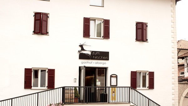 Foto esterno Gasthof (Albergo) Zum Hirschen