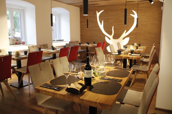 Il ristorante Magrè sulla Strada del Vino Zum Hirschen