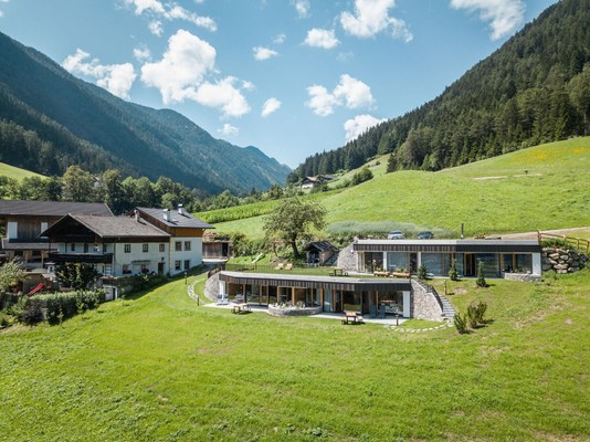 Foto Außenansicht Ferienwohnungen auf dem Bauernhof Innermoser