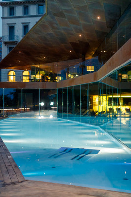 Foto della piscina all'aperto
