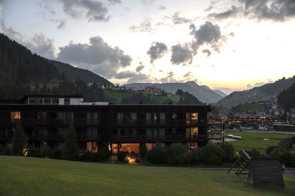 Photo exteriors Saleghes Dolomites Residence