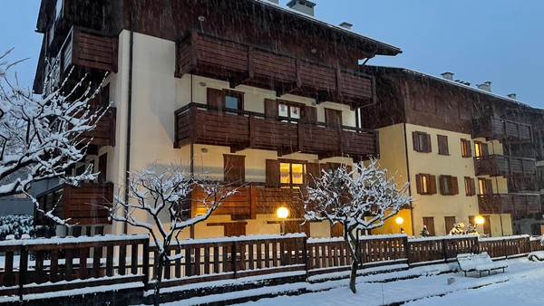 Photo exteriors Alpine Apartment