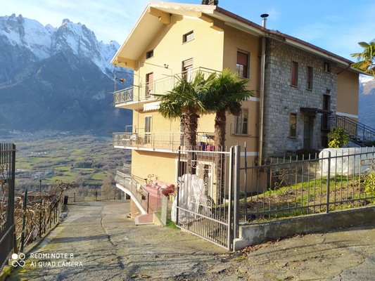 Photo exteriors Apartment In Media Valcamonica