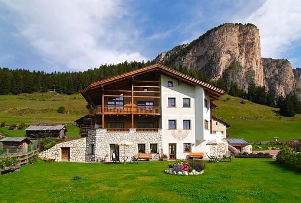 Foto esterno Appartamenti Cedepuent de Sot
