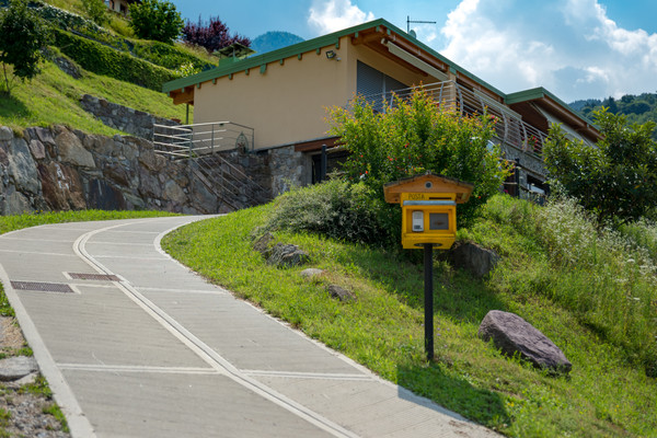 Photo exteriors Farmhouse B&B + Apartments Alveare sul lago