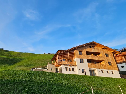 Foto esterno Appartamenti Chalet Soredlin
