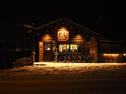 Foto invernale di presentazione Noleggio sci Defox2 Ski, Snowboard & Bike Rental