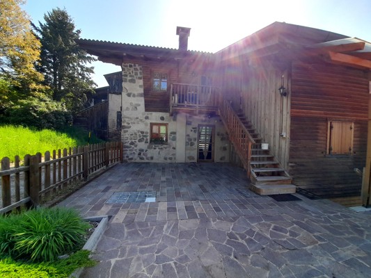 Foto esterno B&B + Appartamenti Chalet Dolomiti