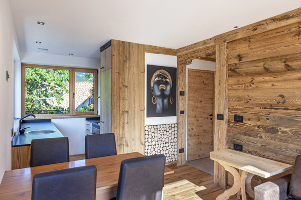 Der Wohnraum Ferienwohnungen Chalet Berna