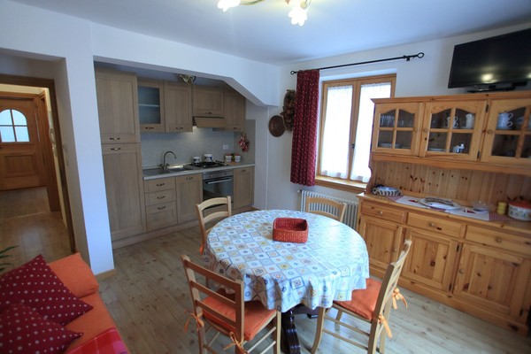 The living area Apartments Il sorriso sui Monti
