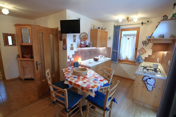 The living area Apartments Il sorriso sui Monti