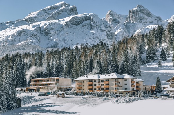 Foto Außenansicht Hotel Cristallo