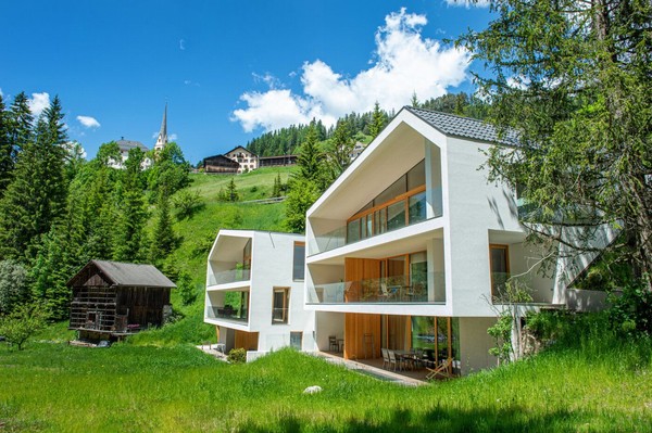 Foto Außenansicht Greva Apartments 2