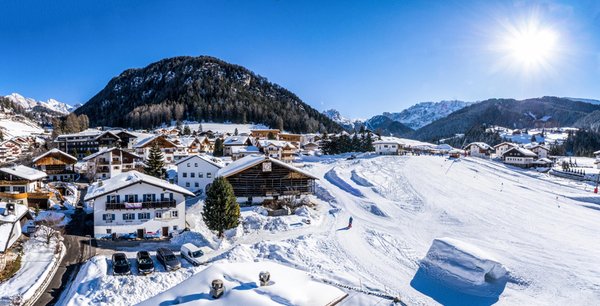 Foto esterno in inverno Tieja