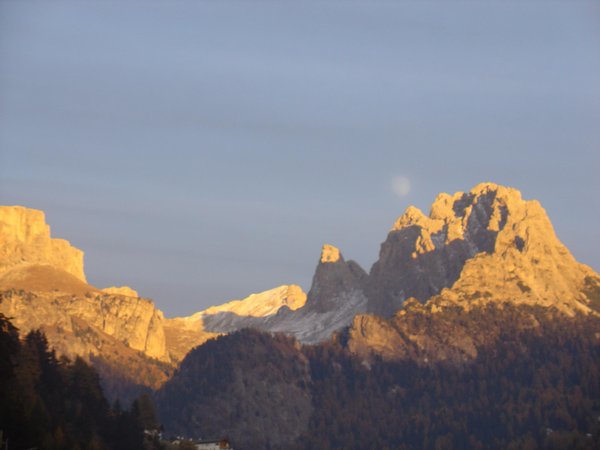 Panoramic view Selva Gardena / Wolkenstein