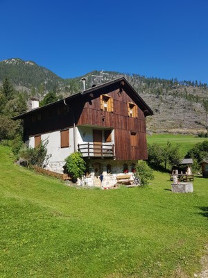 Photo exteriors Apartment in hut Chalet Val