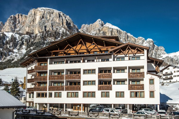 Photo exteriors Hotel Gran Ciasa