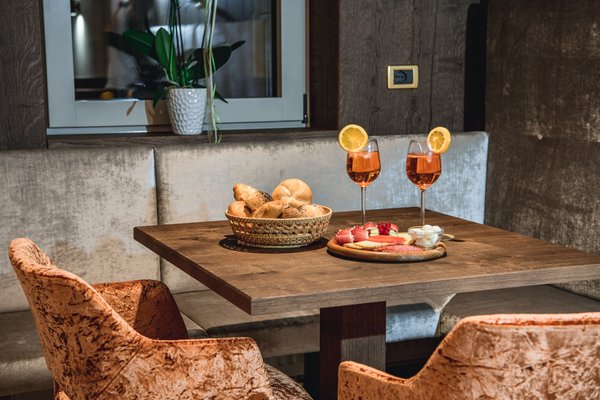 Photo of the bar B&B-Hotel + Apartments Miara