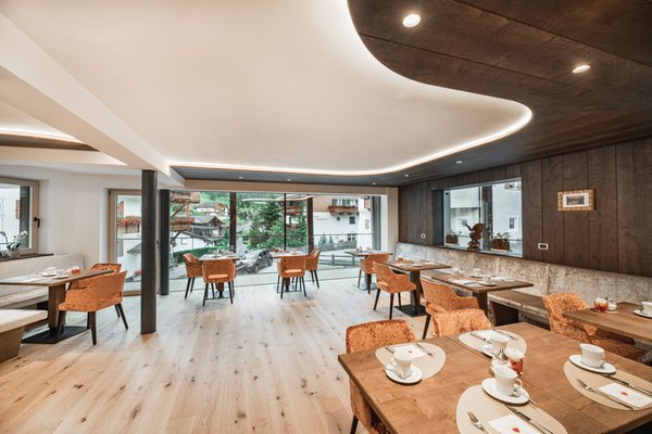 The breakfast B&B-Hotel + Apartments Miara