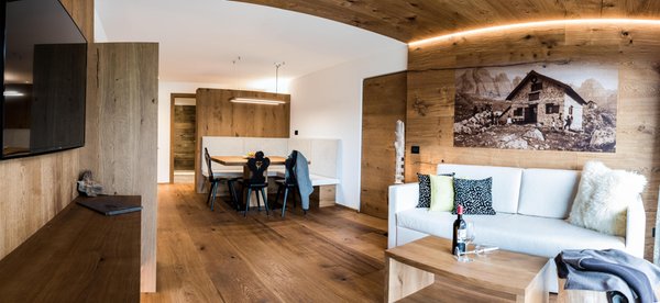 The living area Garni-Hotel Soraiser Dolomites Small & Luxury