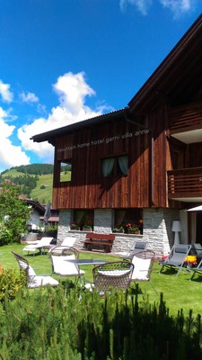 Foto esterno Garni-Hotel Villa Anna