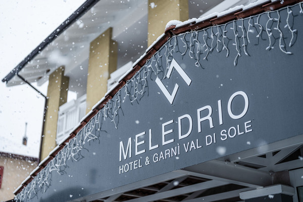 Foto Außenansicht Garni-Hotel Meledrio
