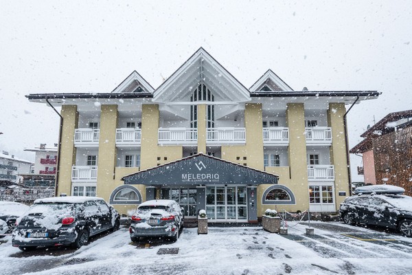 Foto Außenansicht Garni-Hotel Meledrio