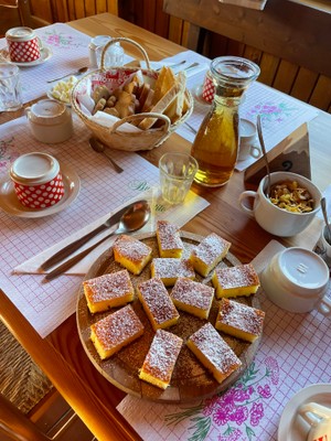 La colazione Rifugio con camere Sasso Bianco