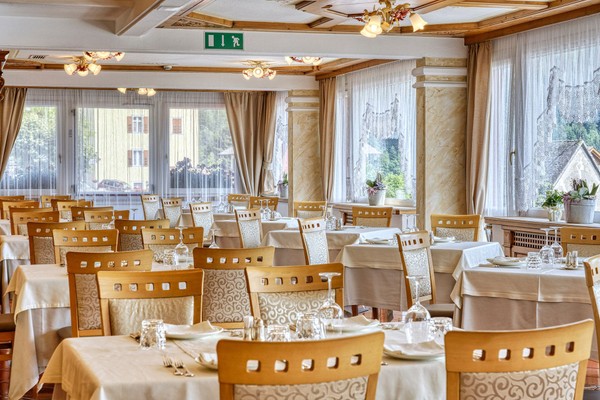 Il ristorante Molveno La­ Perla­ del­ Lago