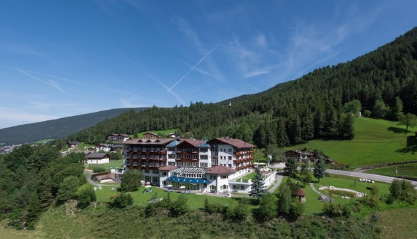 Foto Außenansicht Hotel Diamant Spa Resort