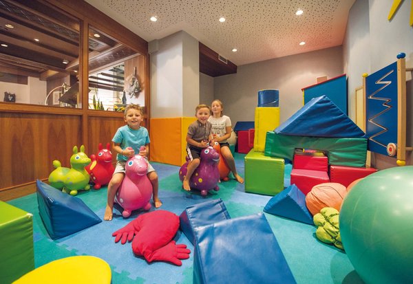La sala giochi Hotel Diamant Spa Resort