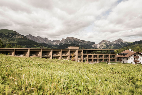 Foto esterno Hotel Cendevaves Alpine Silence