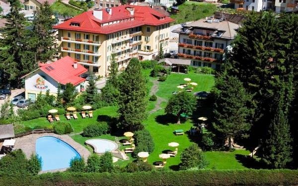 Foto esterno Hotel Post Familyhotel