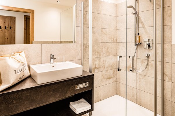 Foto del bagno Hotel Touring Dolomites