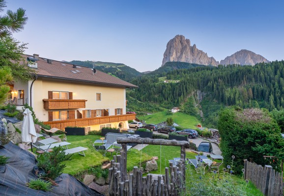 Foto Außenansicht Hotel Ciamp