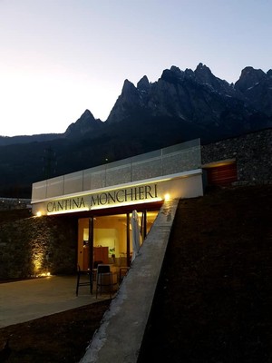Foto esterno Cantina Monchieri