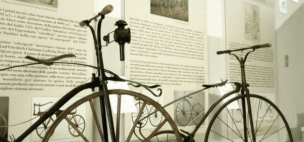 Foto einiger Details Il Velocipede