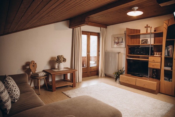 The living room Farmhouse apartments Picedac