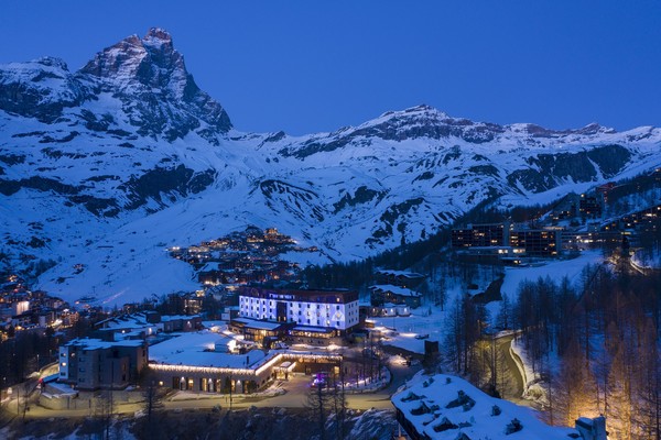 Foto esterno Valtur Cervinia Cristallo Ski Resort
