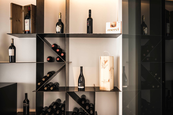 La cantina dei vini Dobbiaco Appartamenti Golden Hill